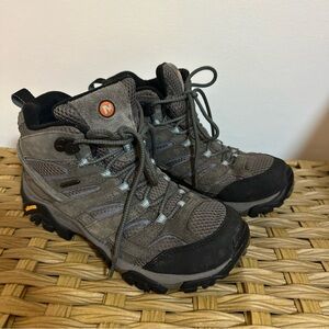 Merrell Moab 2 J06054W Women’s Hiking Shoes 8 W